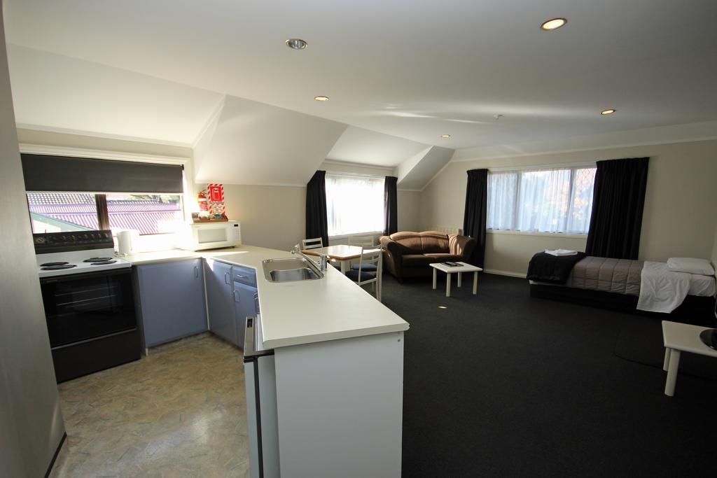 Champers Motor Inn Lower Hutt Eksteriør bilde