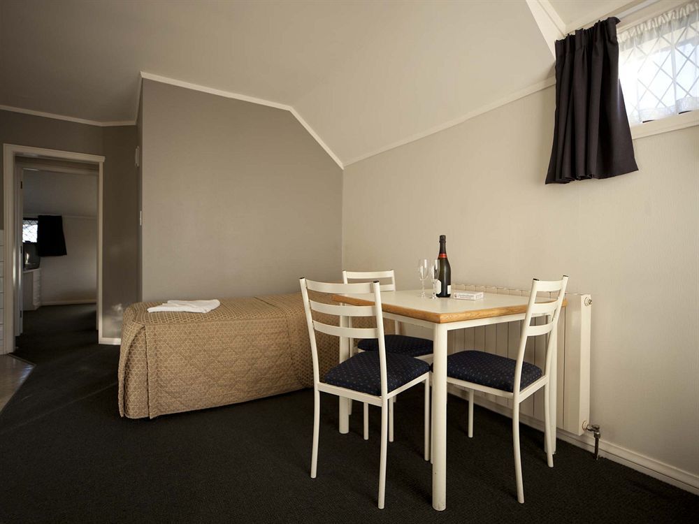 Champers Motor Inn Lower Hutt Eksteriør bilde